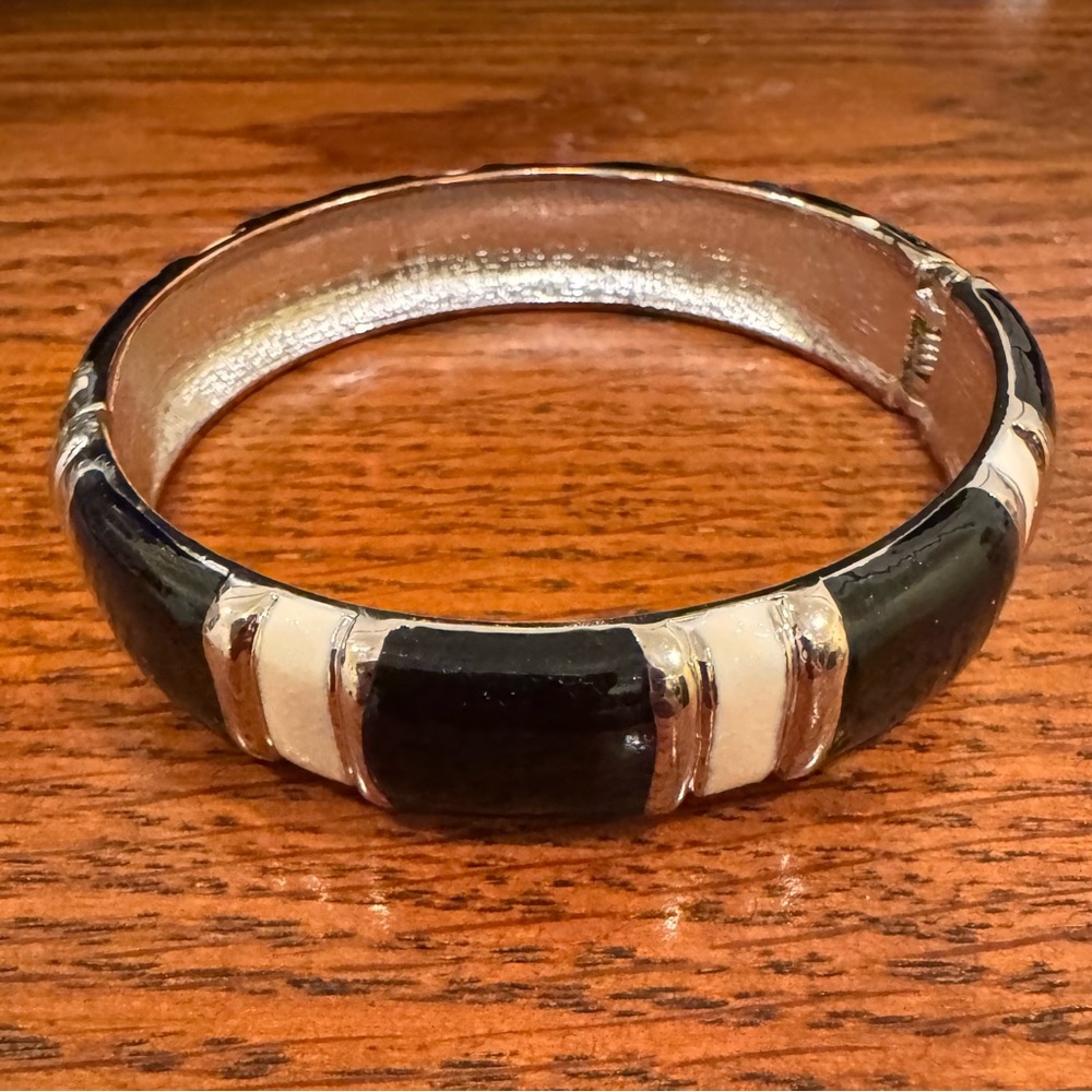 Black, White, and Silver Bangle Fashion Bracelet